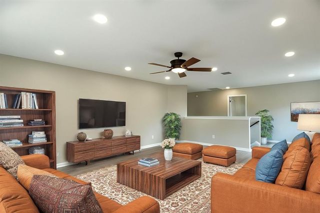 2412 Willow WAY, Round Rock, TX 78664