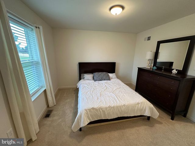 20 GREENVIEW DR, Shrewsbury, PA 17361