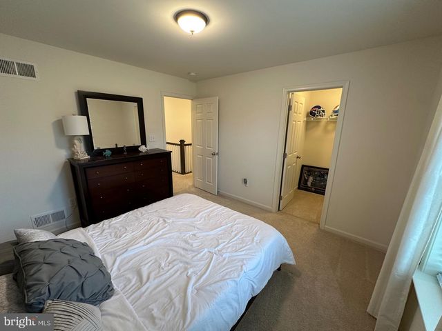 20 GREENVIEW DR, Shrewsbury, PA 17361
