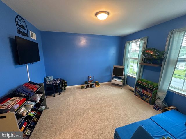 20 GREENVIEW DR, Shrewsbury, PA 17361