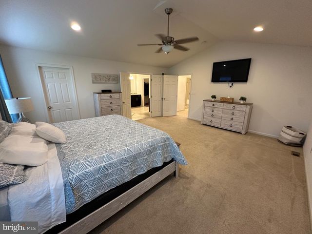 20 GREENVIEW DR, Shrewsbury, PA 17361