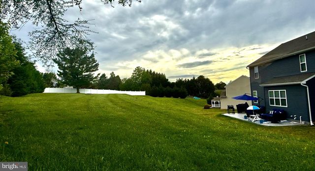 20 GREENVIEW DR, Shrewsbury, PA 17361