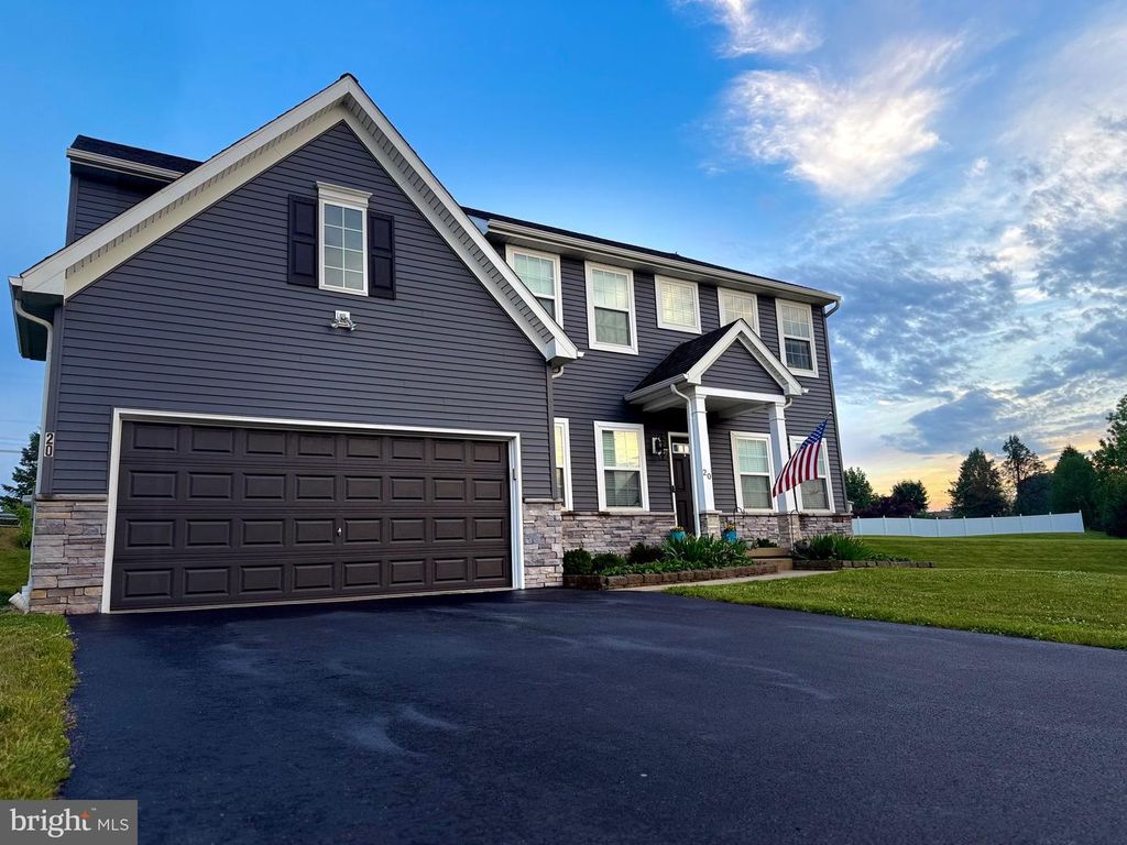 20 GREENVIEW DR, Shrewsbury, PA 17361