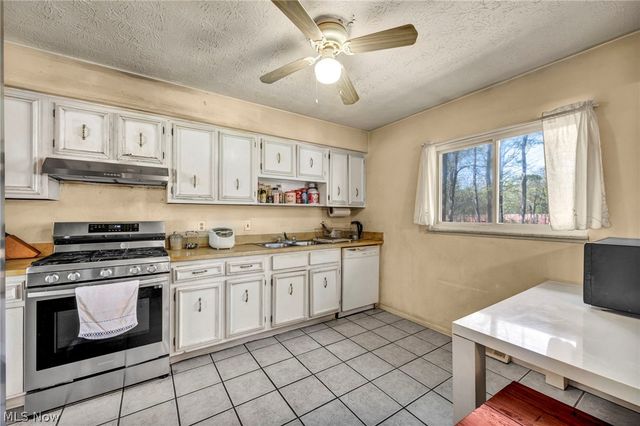 9446 Concord Circle, Twinsburg, OH 44087