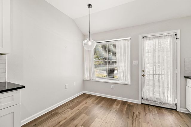 827 Apple Blossom Drive, Pearland, TX 77584