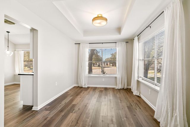 827 Apple Blossom Drive, Pearland, TX 77584