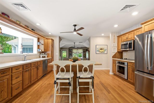 24 Preston Street, Huntington, NY 11743