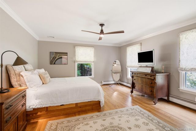 24 Preston Street, Huntington, NY 11743