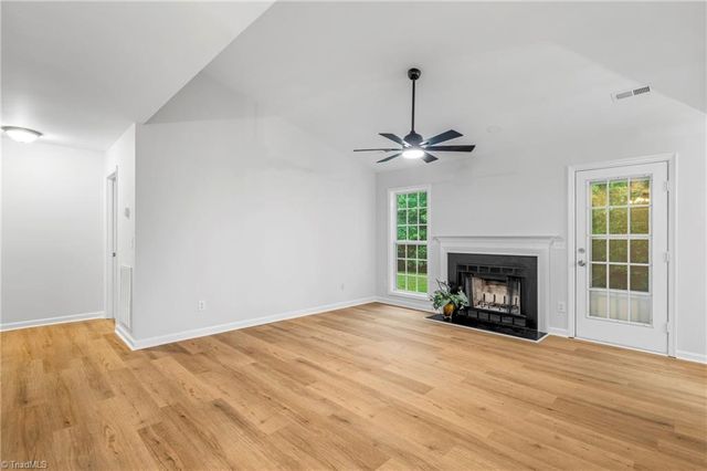 16 Spring Chapel Court, Greensboro, NC 27455