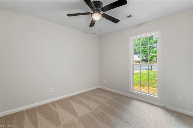 16 Spring Chapel Court, Greensboro, NC 27455