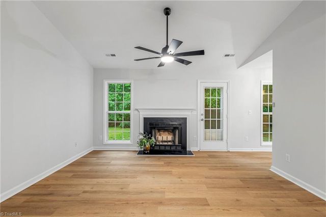 16 Spring Chapel Court, Greensboro, NC 27455