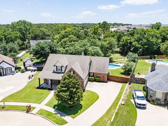308 Leeward Circle, Azle, TX 76020