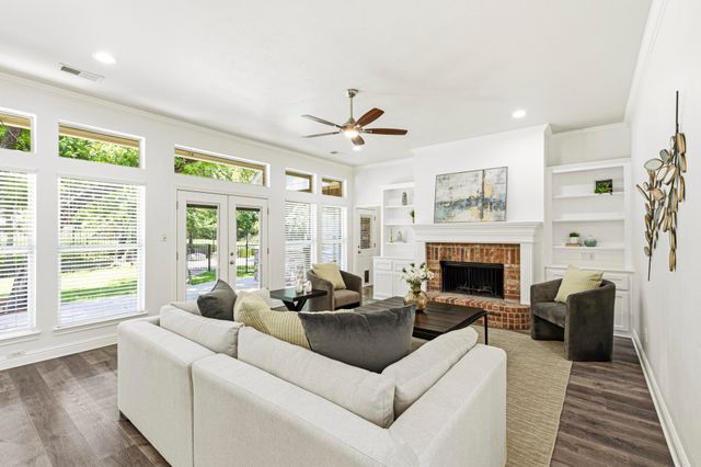 308 Leeward Circle, Azle, TX 76020