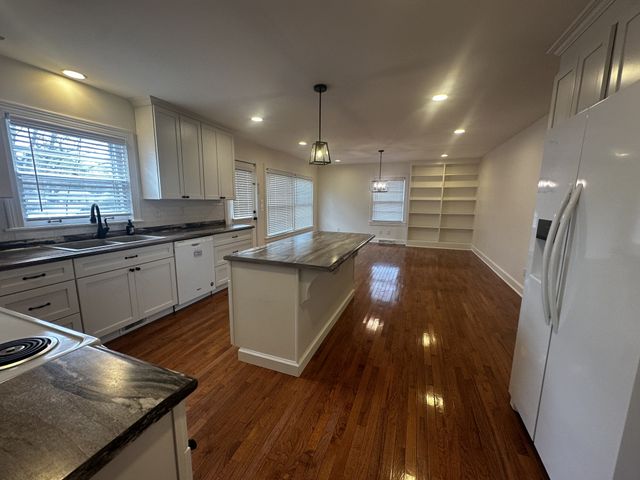 601 5th St, Lawrenceburg, TN 38464