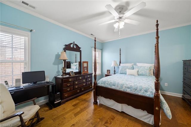 109 Sterling Point Court, Winston-salem, NC 27104