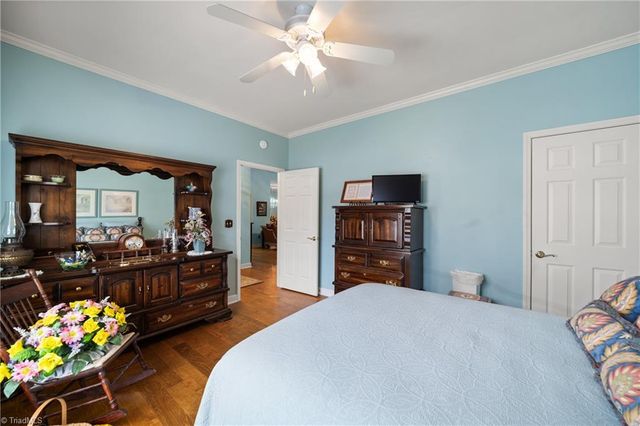 109 Sterling Point Court, Winston-salem, NC 27104