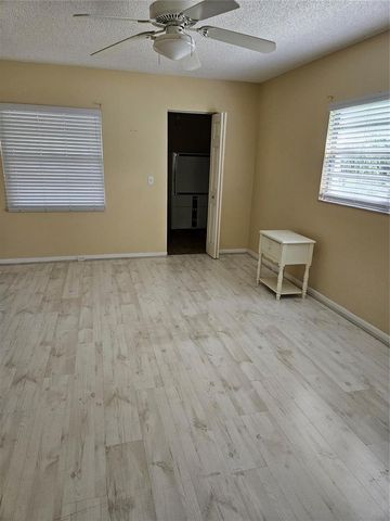 101 SW 132 Way 218, Pembroke Pines, FL 33027