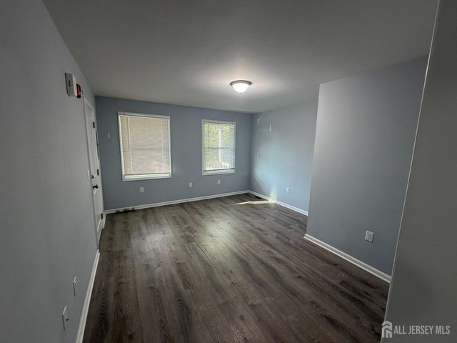 816 King Georges Road 2, Fords, NJ 08863