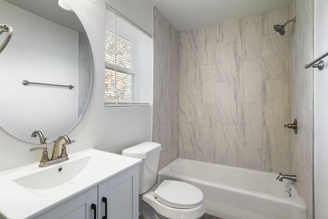 36 Twining Drive, Denison, TX 75020