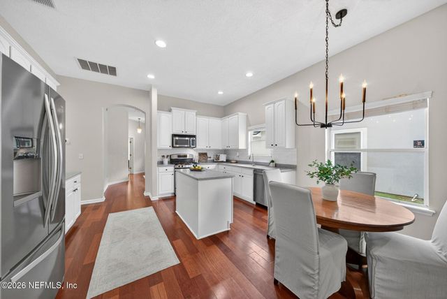 14916 W FERN HAMMOCK Drive, Jacksonville, FL 32258