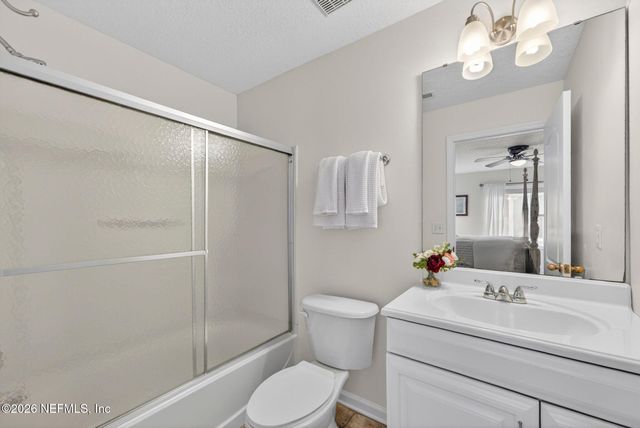 14916 W FERN HAMMOCK Drive, Jacksonville, FL 32258