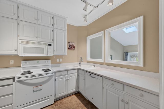 107 Club Villa Drive E, Aiken, SC 29803