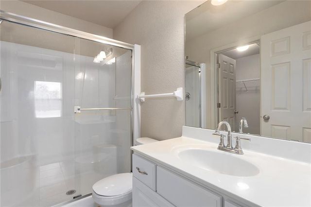 10946 Whispering Lane, Kansas City, KS 66109