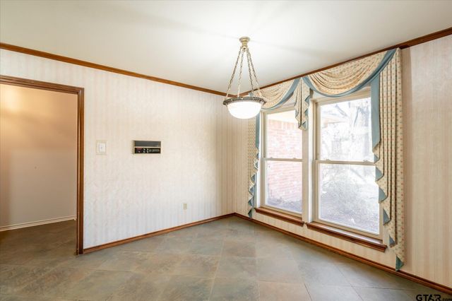 815 WOODLAND HILLS DRIVE, Tyler, TX 75701
