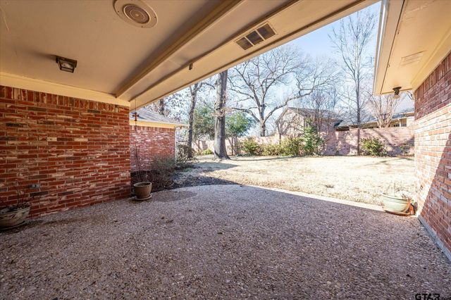 815 WOODLAND HILLS DRIVE, Tyler, TX 75701