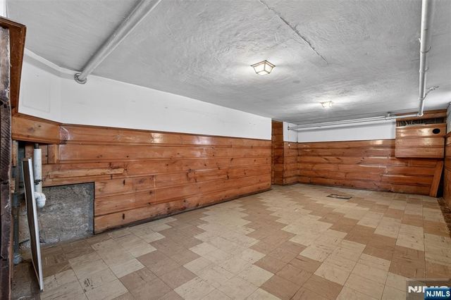 189 Tappan Avenue, Belleville, NJ 07109