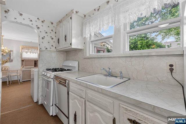189 Tappan Avenue, Belleville, NJ 07109