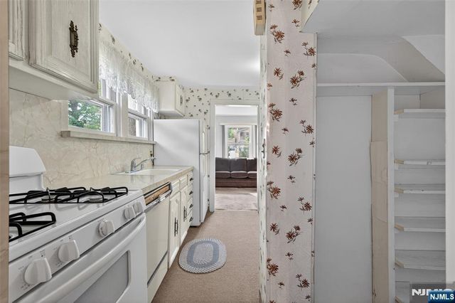 189 Tappan Avenue, Belleville, NJ 07109