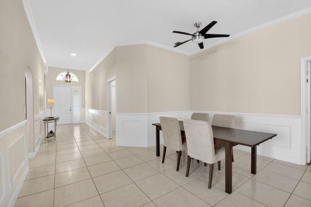 9696 Vineyard Court, Boca Raton, FL 33428