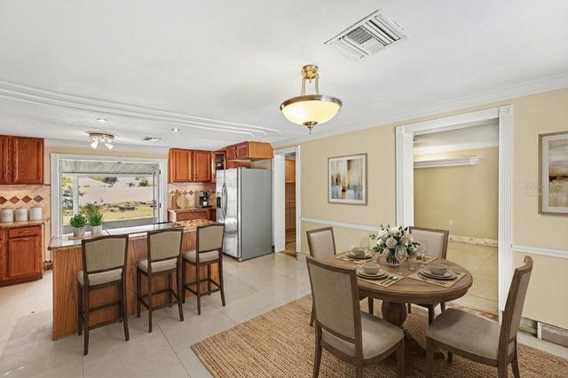 202 ARLINGTON AVENUE E, Oldsmar, FL 34677