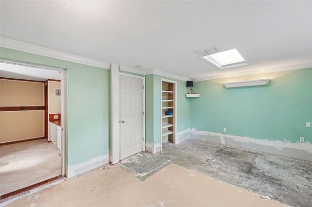 202 ARLINGTON AVENUE E, Oldsmar, FL 34677