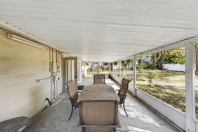 202 ARLINGTON AVENUE E, Oldsmar, FL 34677