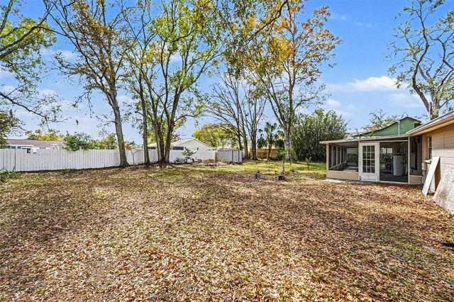 202 ARLINGTON AVENUE E, Oldsmar, FL 34677