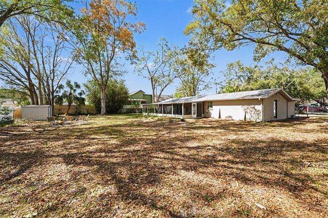 202 ARLINGTON AVENUE E, Oldsmar, FL 34677