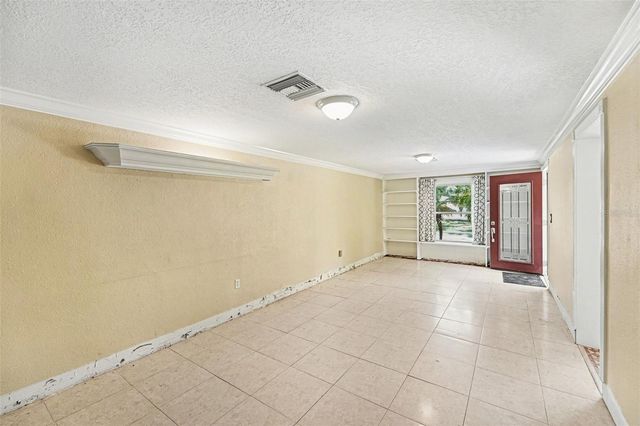 202 ARLINGTON AVENUE E, Oldsmar, FL 34677