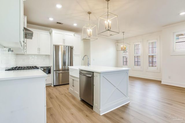 941 W Wright St, Pensacola, FL 32501