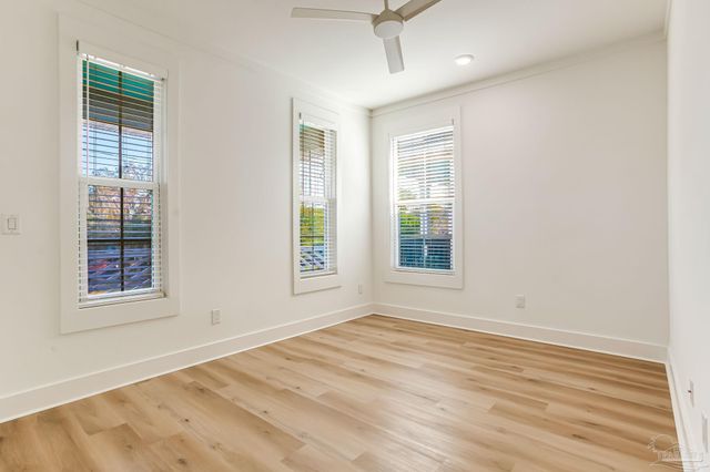 941 W Wright St, Pensacola, FL 32501