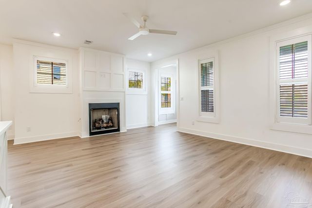 941 W Wright St, Pensacola, FL 32501