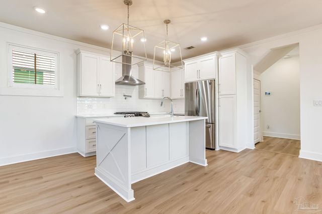 941 W Wright St, Pensacola, FL 32501