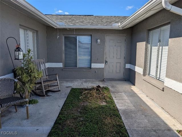 214 Hancock Bridge PKWY 2, Cape Coral, FL 33990