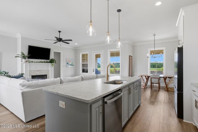 432 Baleigh Way, Canton, MS 39046