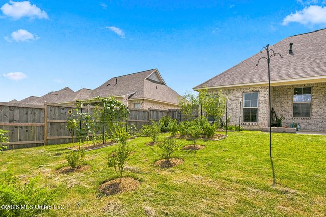 432 Baleigh Way, Canton, MS 39046