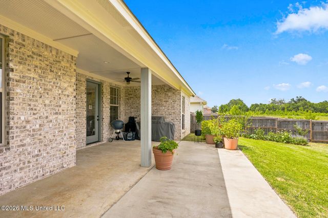 432 Baleigh Way, Canton, MS 39046