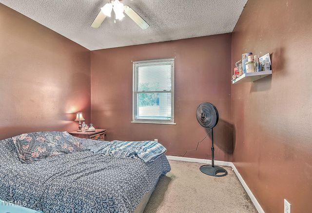 1560 Erwin Highway, Greeneville, TN 37745