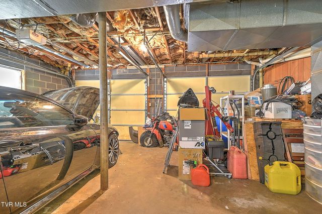 1560 Erwin Highway, Greeneville, TN 37745