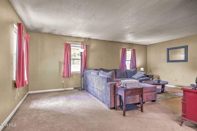 1560 Erwin Highway, Greeneville, TN 37745